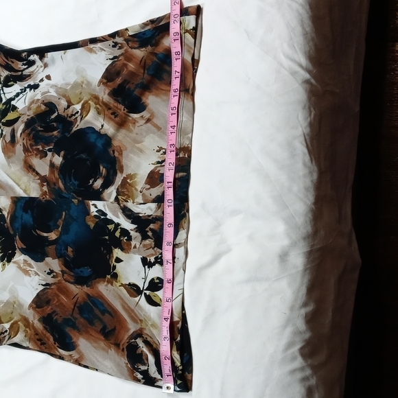 Worthington stretch large sized sleeveless top - Picture 9 of 11